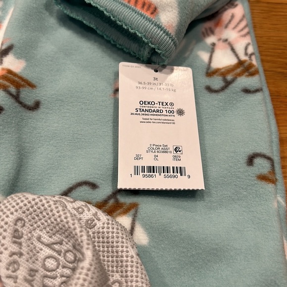 NWT 1 piece carters 3 t sleeper - Picture 2 of 3